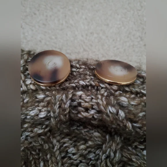 Sezane Olive Cable Knit Sweater - Picture 7 of 10